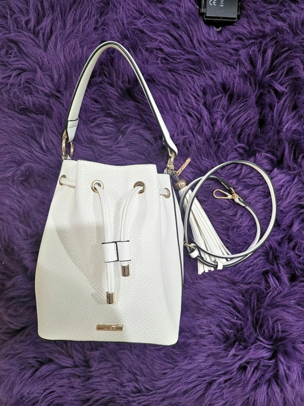 ALDO White Bucket Shoulder Bag Like New